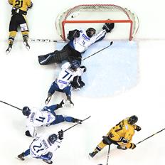 181222 Panthers v Lightning 01