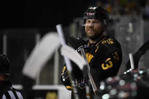 Brian McGrattan thanks fans for tremendous ovation