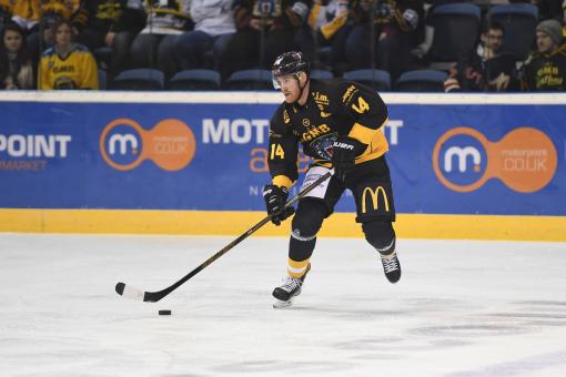 Schultz can't wait for second game back from injury on Sunday