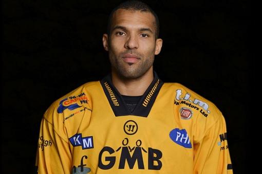 Clarke - Panthers 'need to find feet for play-offs'