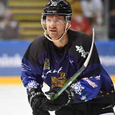211227 Panthers v Steelers 01