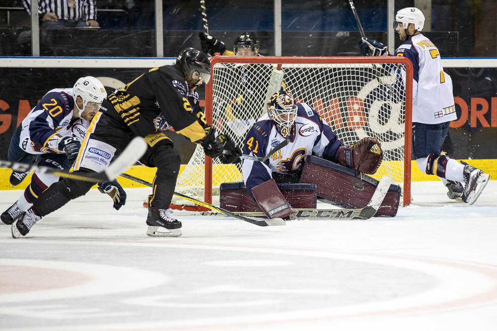 Match Report: Panthers take extra point in OT Top Image