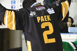 Jimmy Paek jersey auction ends