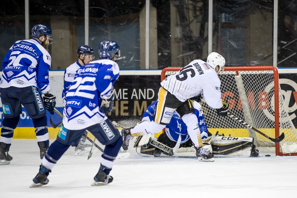 Highlights: Panthers into Challenge Cup semis Top Image