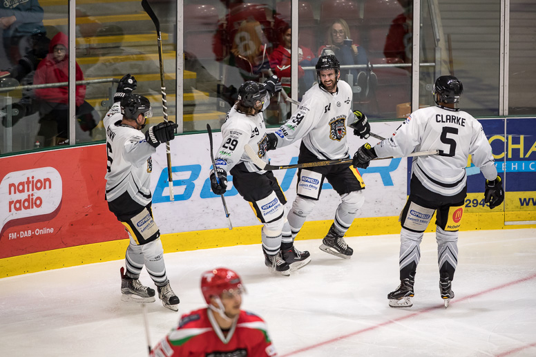 Panthers expect to be at full strength Top Image