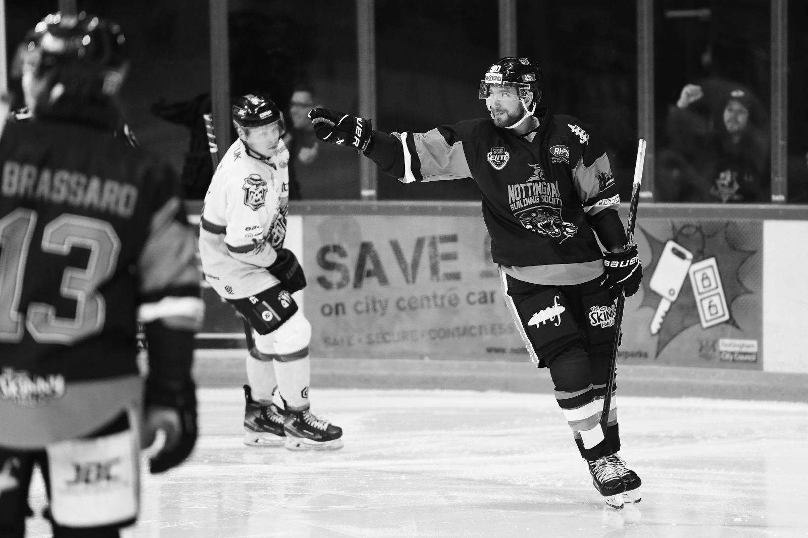 PANTHERS TO PAY TRIBUTE TO MIKE HAMMOND Top Image