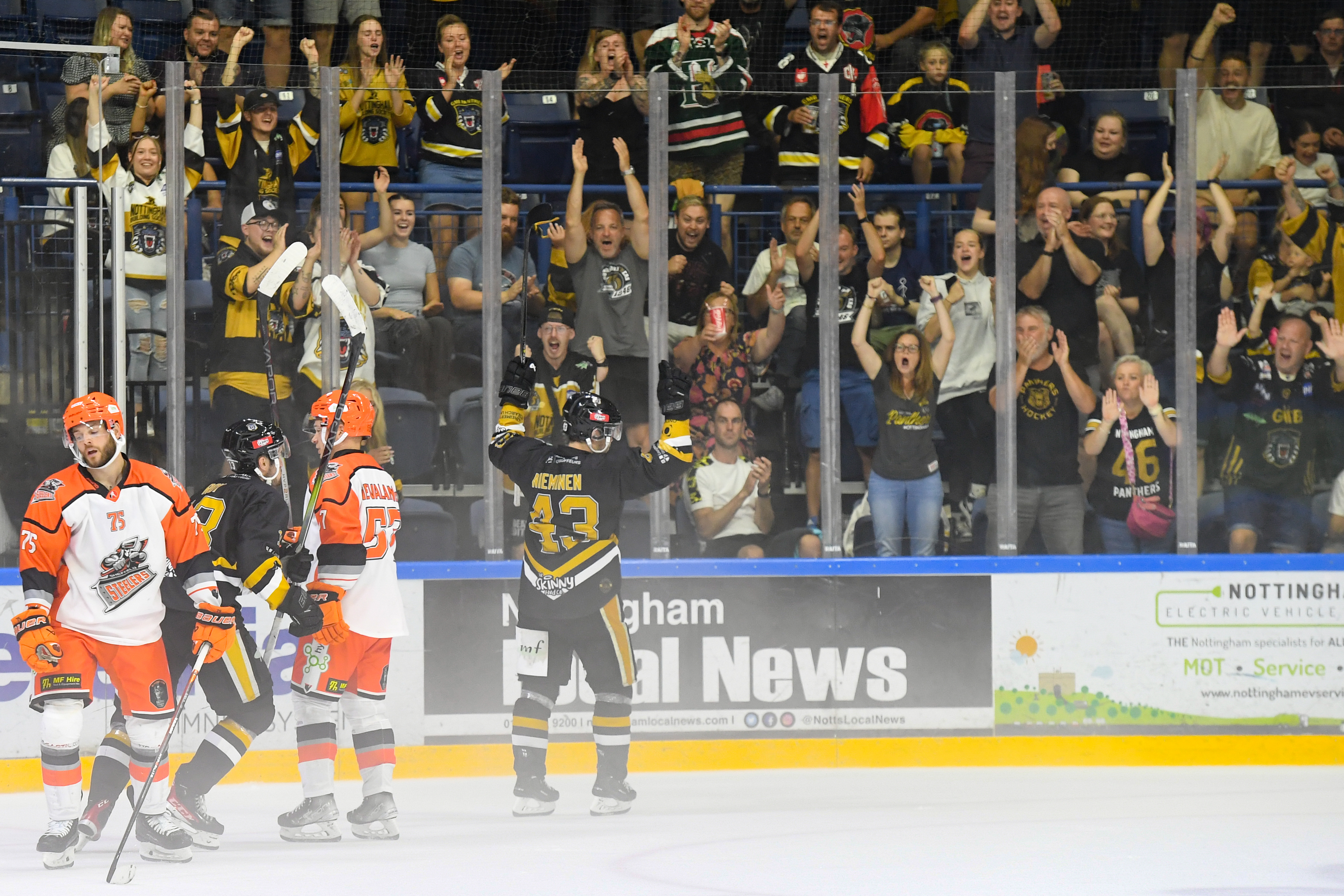 PANTHERS HOST STEELERS IN THE CUP TONIGHT Top Image