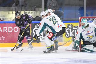 MATCH REPORT: PANTHERS 2-4 BELFAST
