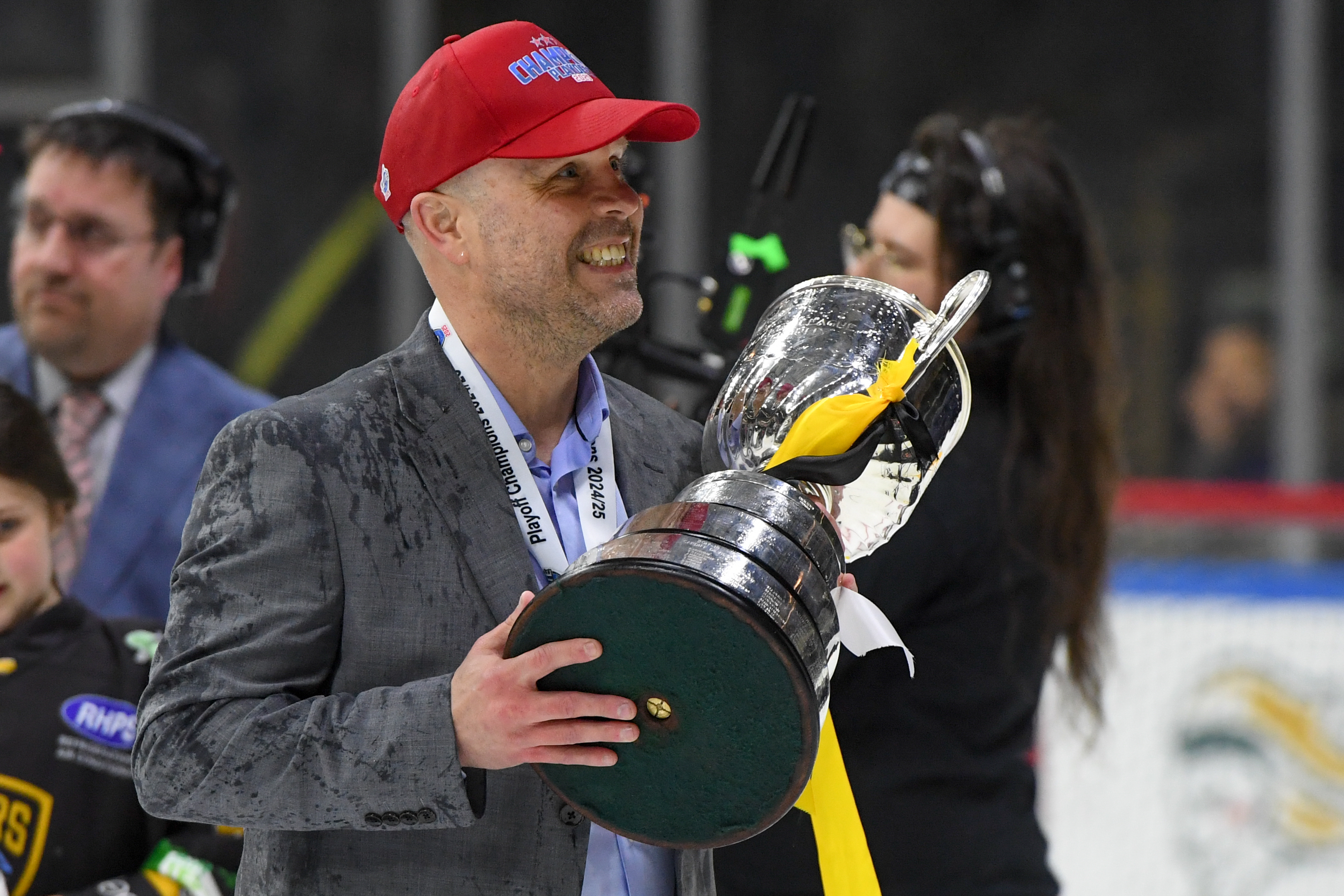 FEATURE INTERVIEW WITH STEWART ON PLAYOFF SUCCESS Top Image