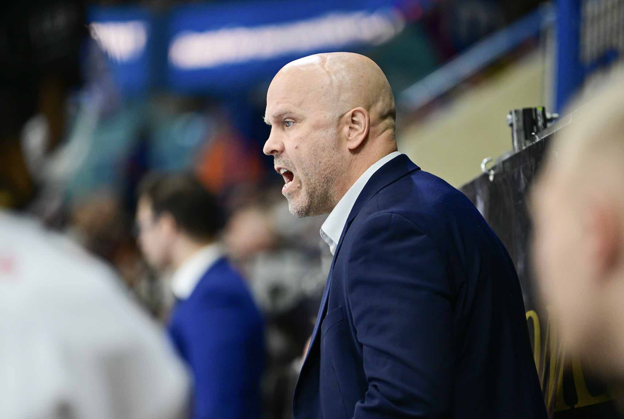 STEWART PREVIEWS HUGE CUP GAME IN GLASGOW Top Image