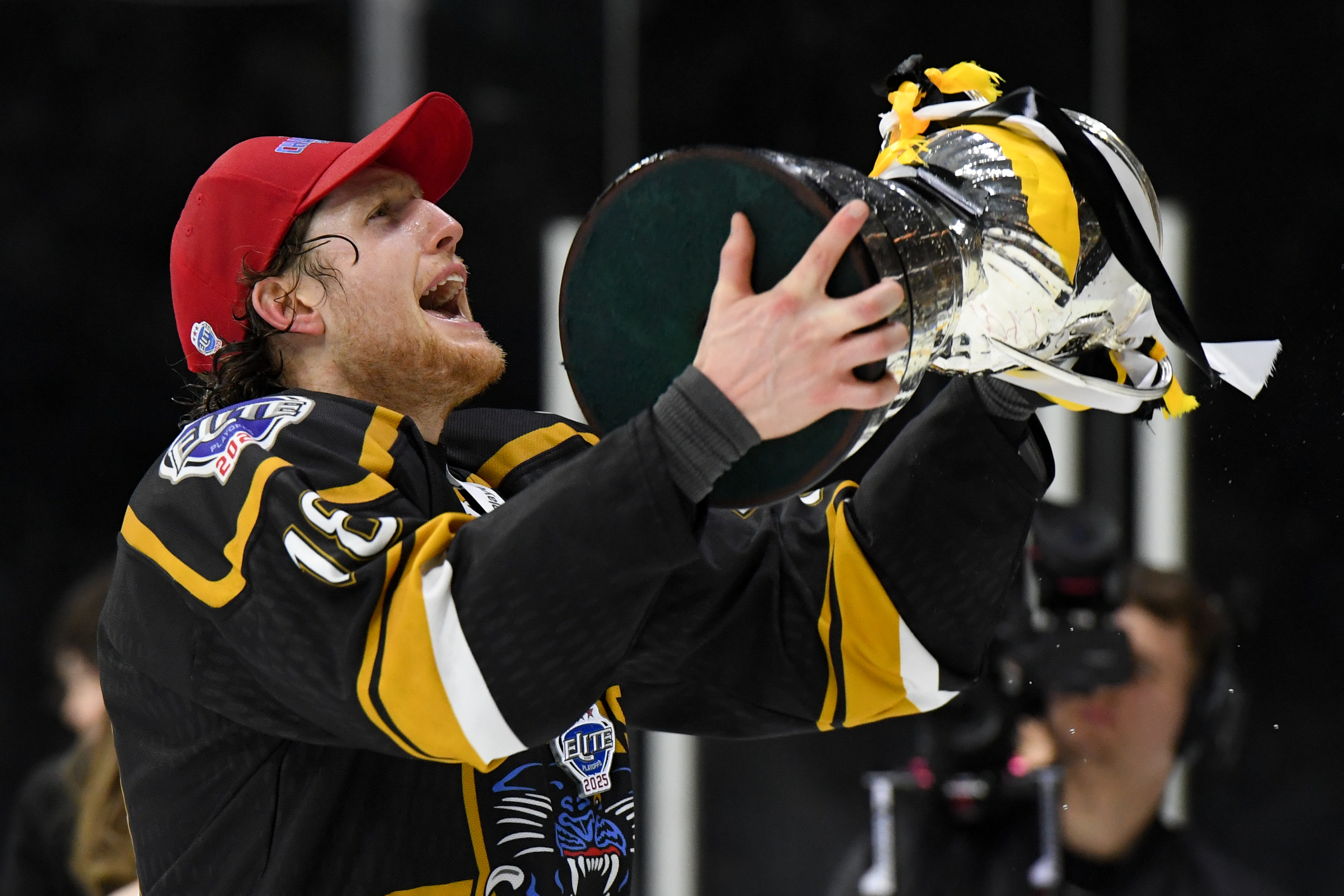 INTERVIEW: FOSS ON PANTHERS RETURN Top Image