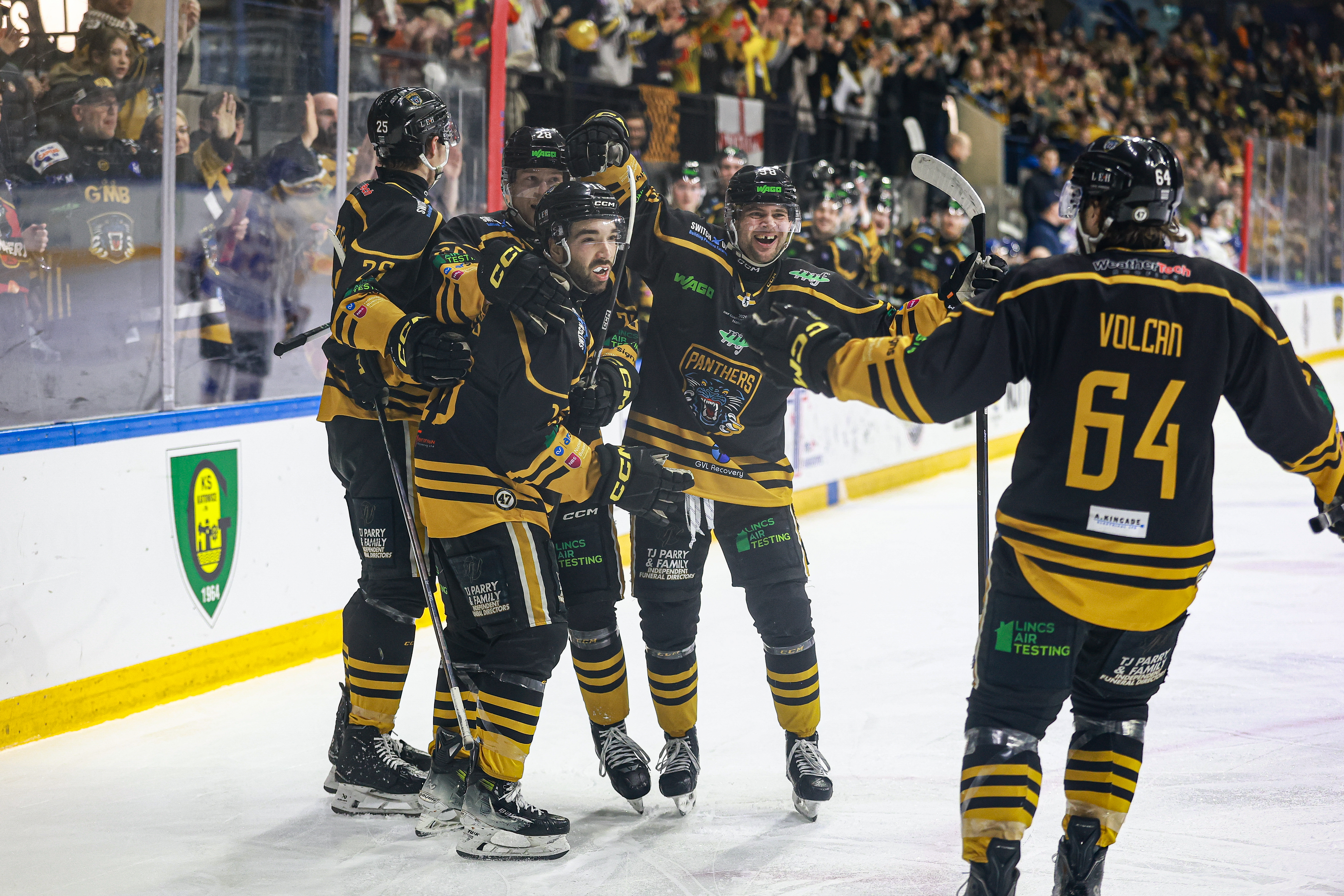 PODCAST LOOKS AHEAD TO BIG WEEKEND Top Image