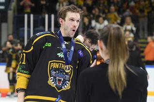 ALFARO REFLECTS ON DOUBLE-WINNING SEASON