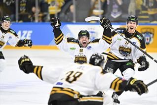 A SPECIAL NIGHT IN FEBRUARY