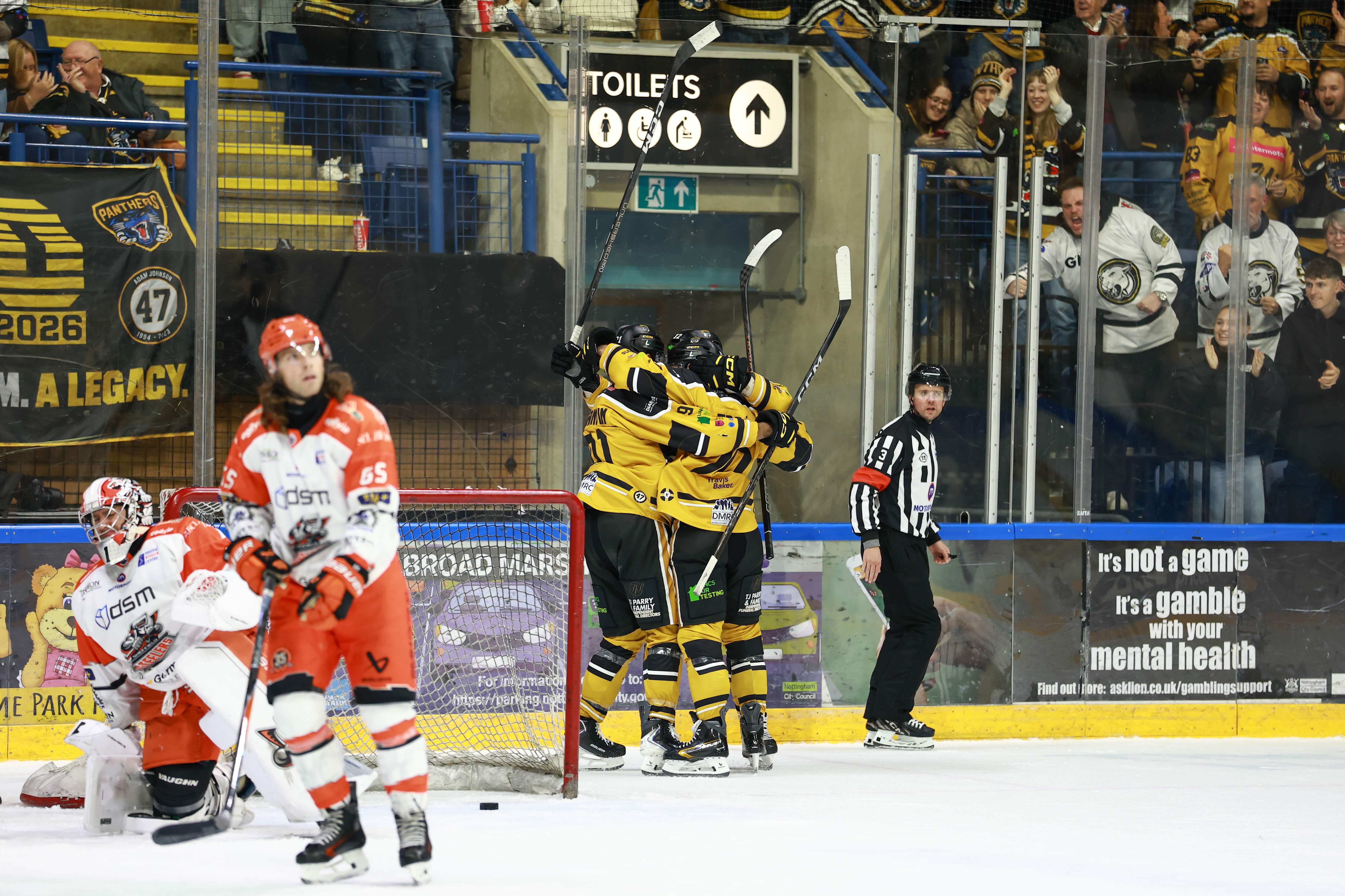 WEEKEND LOWDOWN: GIANTS HOME AND STEELERS AWAY Top Image