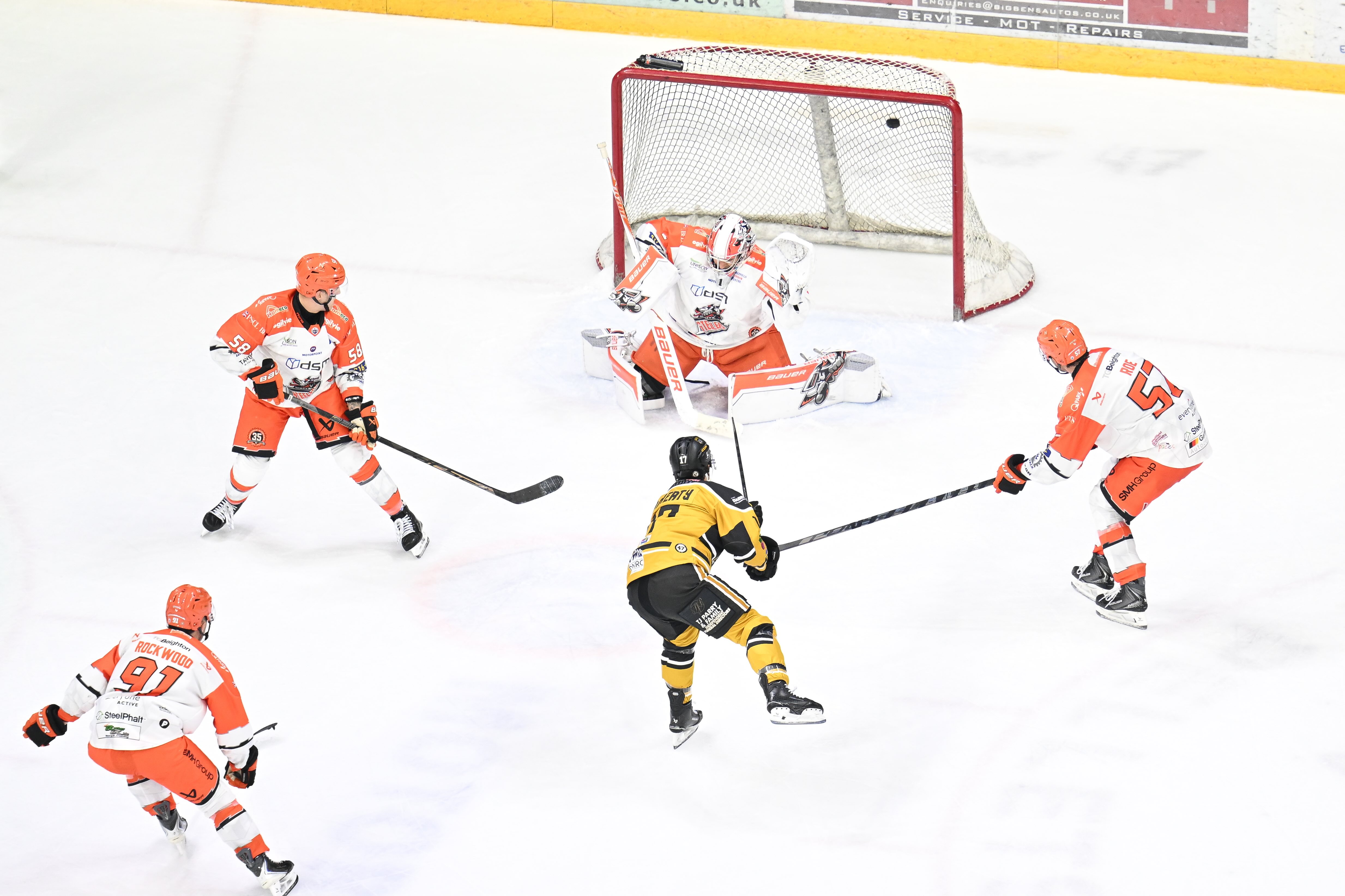 17TH OCTOBER 2026: PANTHERS 3-2 STEELERS Top Image