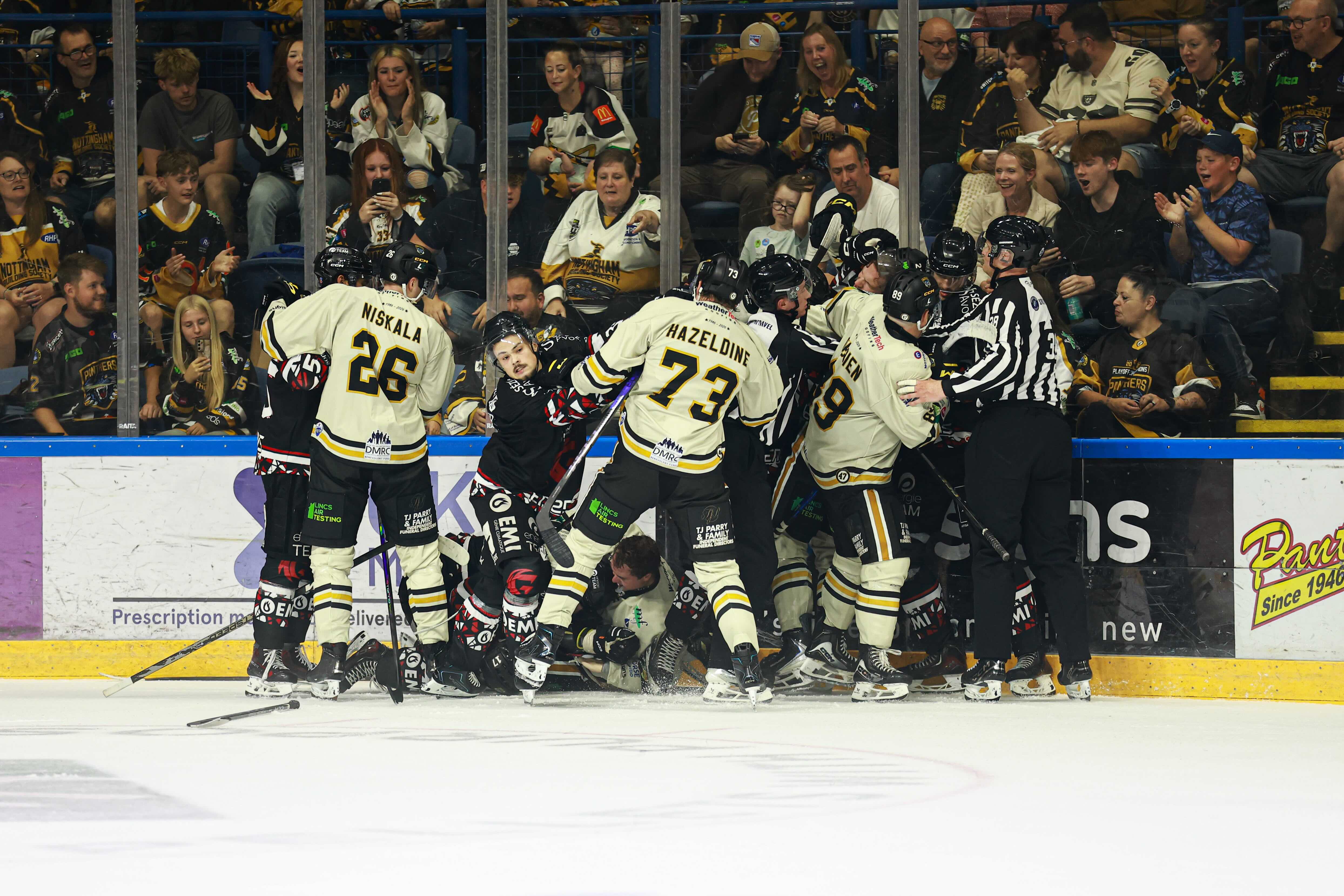 REACTION TO SOLID WIN OVER AMIENS Top Image