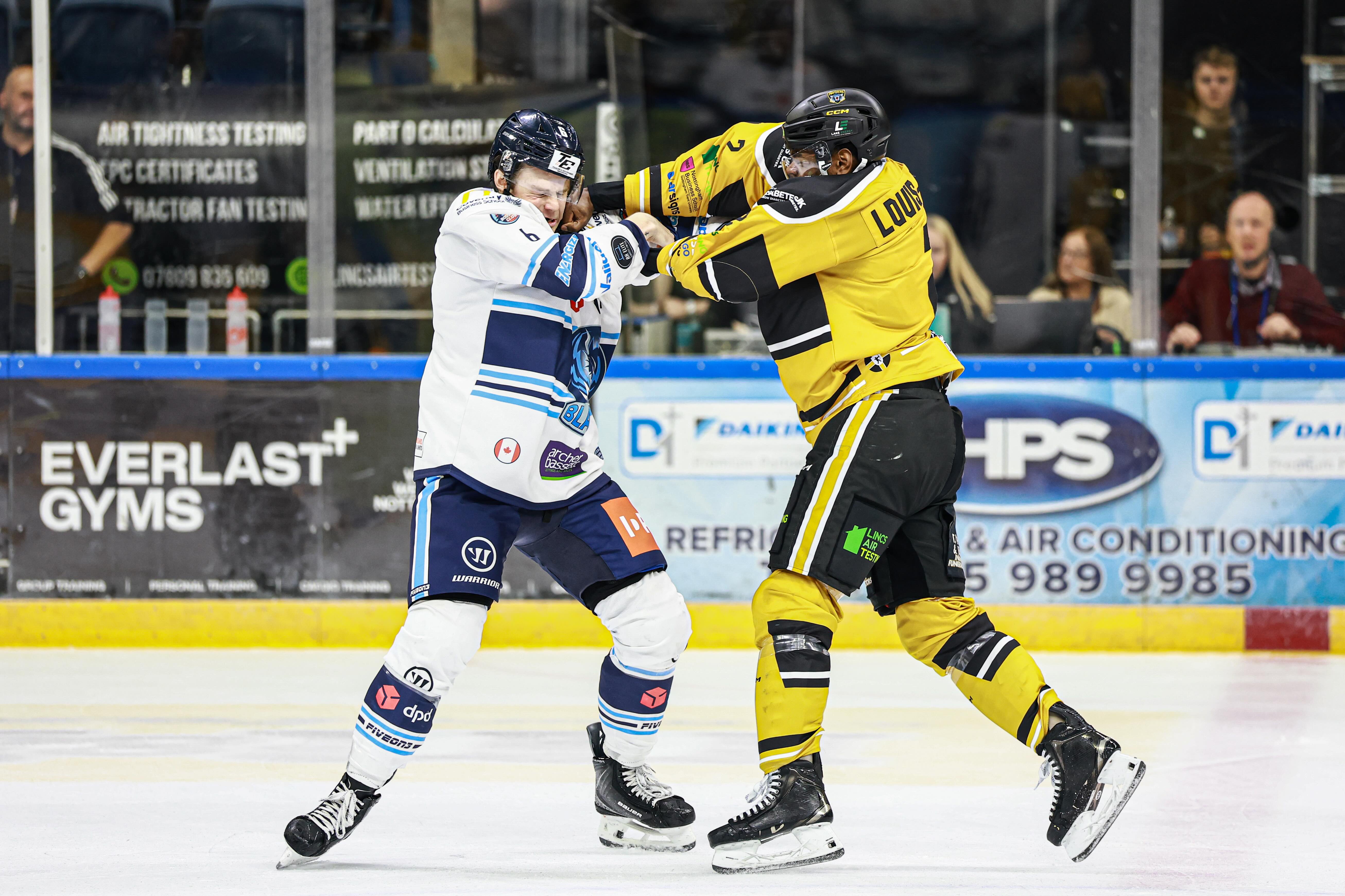LEAGUE AND CUP ACTION FOR PANTHERS AT THE WEEKEND Top Image