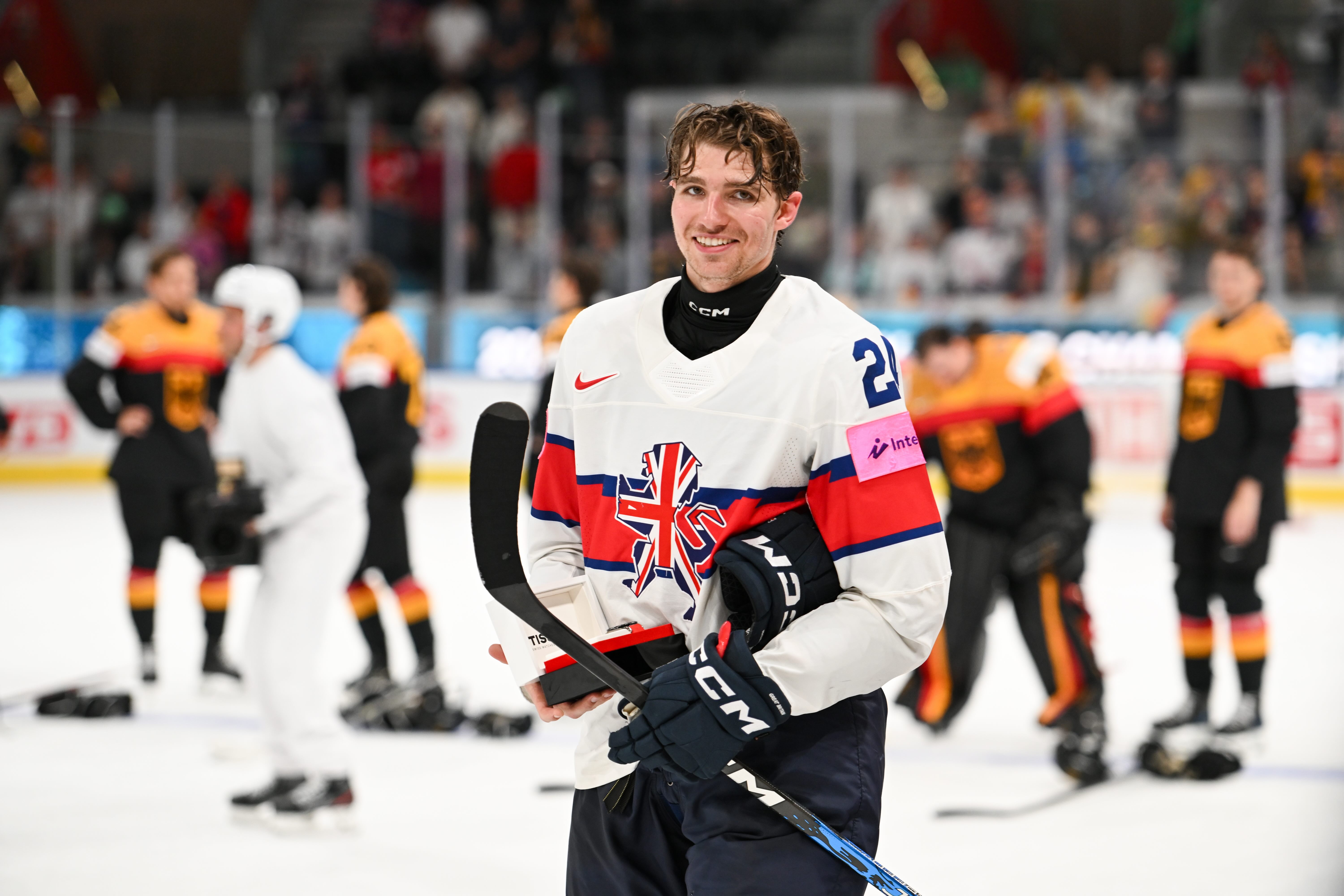 TETLOW RETIRES FROM INTERNATIONAL ICE HOCKEY Top Image
