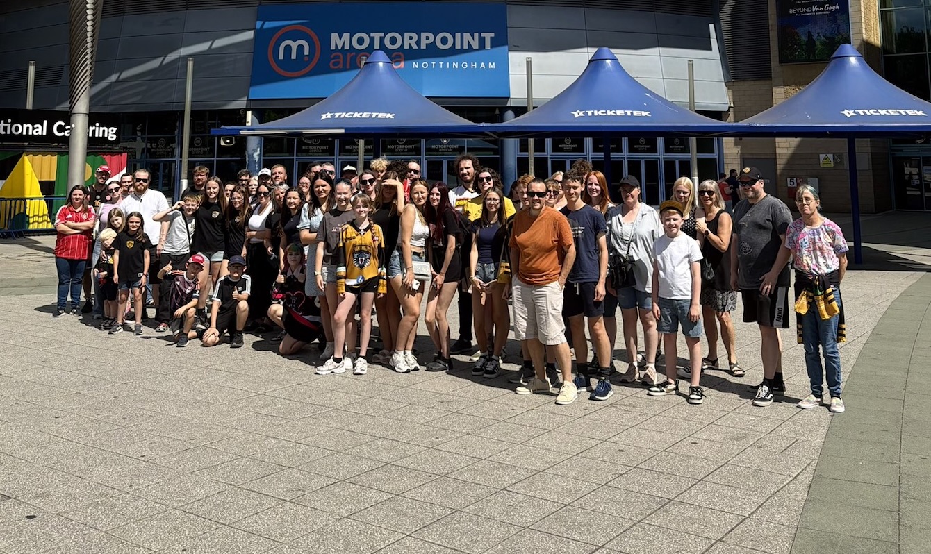 FANS SOLVE CLUES TO UNVEIL GRONDIN SIGNING Top Image