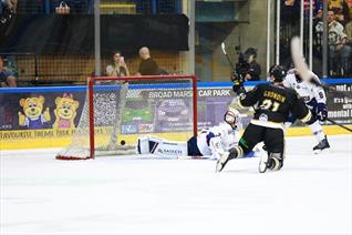 SUN 23RD AUGUST: PANTHERS 4-2 DUCS