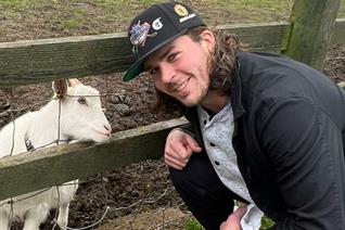 PANTHERS PLAYERS VISIT LOCAL FARM