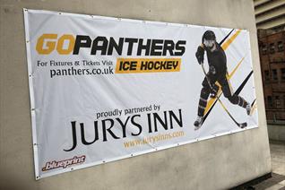 210330 | Jurys Inn