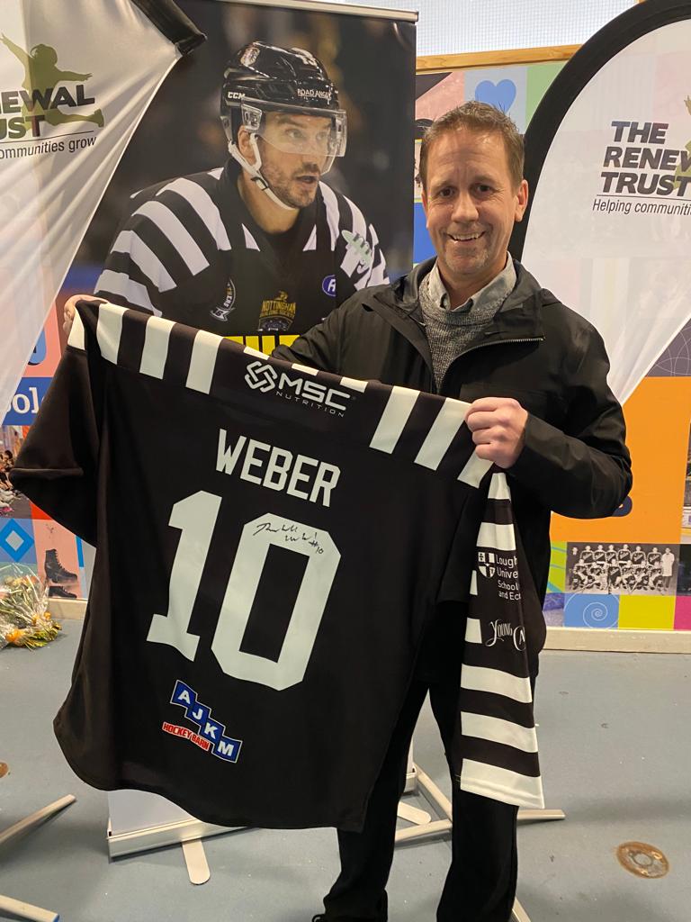 220208 | Weber Top Image