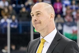 Former coach Neilson scoops award