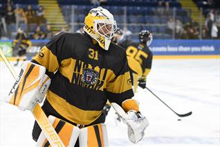 FIXED-PRICE SIGNED WARM-UP JERSEY SALE ON FRIDAY