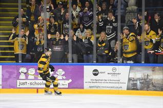 FAMILY TICKETS AVAILABLE FOR VISIT OF CLAN ON SUNDAY