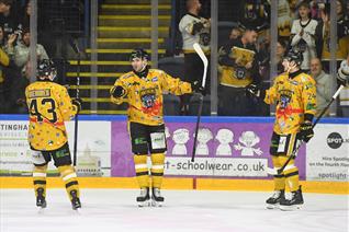 NEW YEAR'S EVE: FULL TEAM SHIRT OFF HIS BACK WINNING NUMBERS