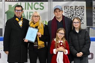 MORAN FAMILY RECEIVES HALL OF FAME CERTIFICATE