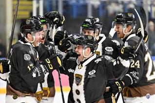 BLAZE SOLD-OUT AND TICKETS SELLING FAST FOR VISIT OF CLAN