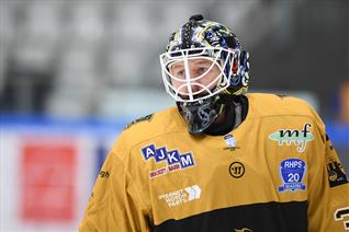 CARR CHATS TO PANTHERS TV ON HIS RETURN