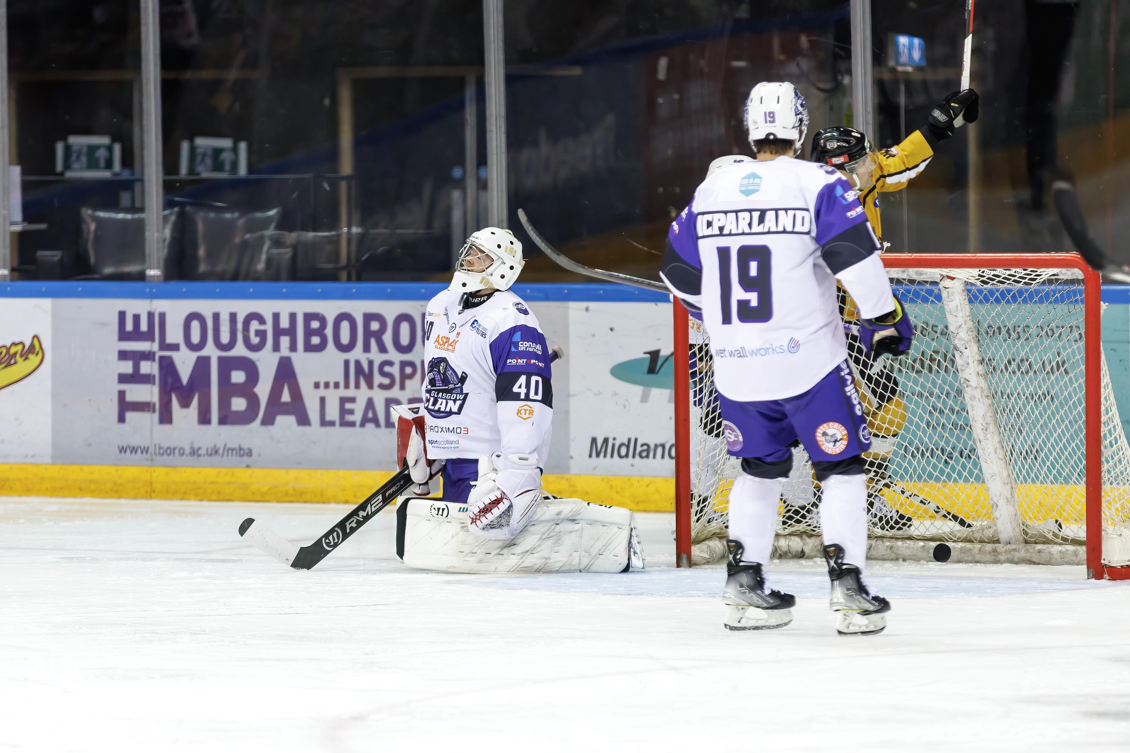 MYERS BECOMES FIFTH PLAYER TO REACH 600 EIHL POINTS Top Image