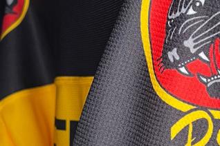 PANTHERS TO WEAR REVERSE RETRO SHIRTS AGAINST STEELERS